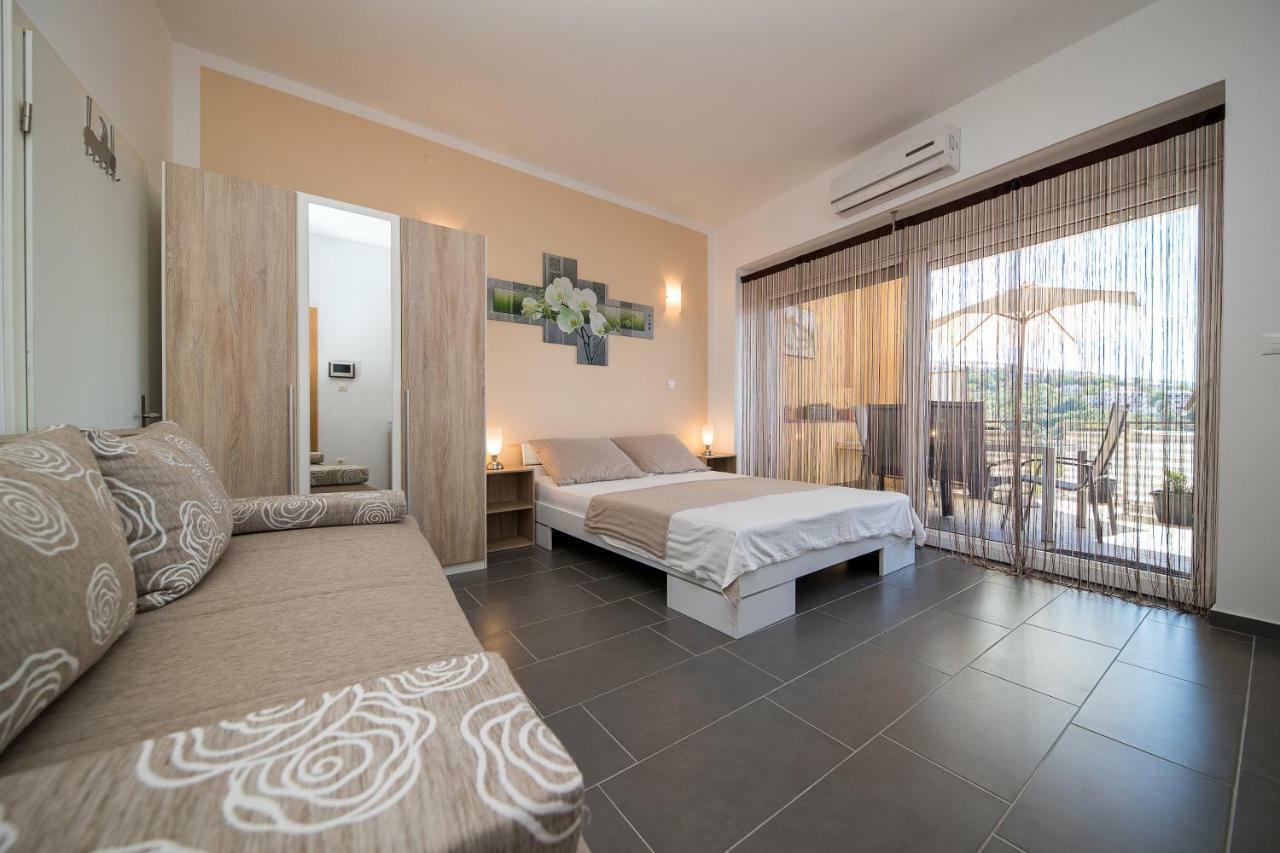 Apartment Zorica Crikvenica Exterior photo